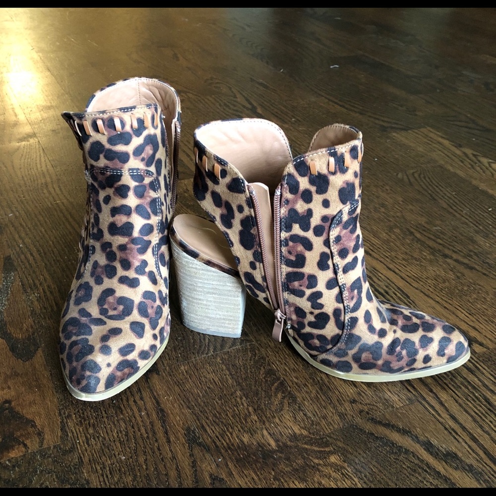 Leopard booties
